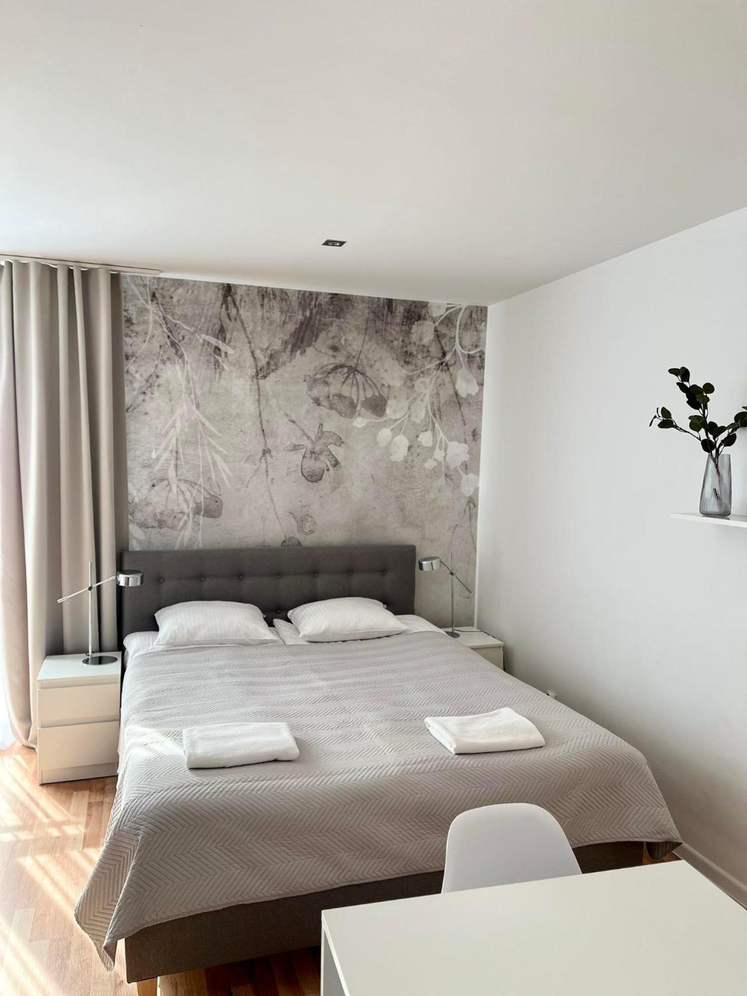 Apartament Kosciuszki City Center By Apartamenty Na Dni Wroclaw Exterior photo